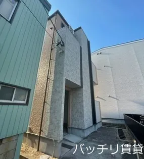 愛知県名古屋市中村区中村本町1丁目【アパート】の外観