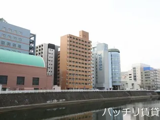 メゾン・ド・ミラージュ【3階】の外観