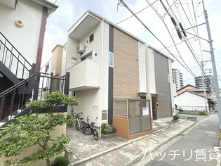 LINES STYLEの画像