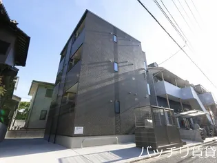 neuf【3階】の外観