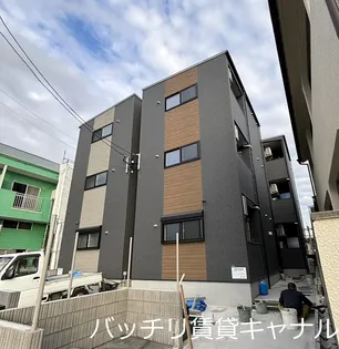 アイランドヴィラ箱崎【1階】の外観