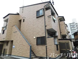 ドリームパレス高宮【1階】の外観