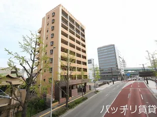 ピュアドームステイツ博多【4階】の外観