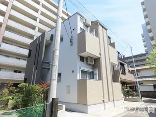 Le Amo吉塚【1階】の外観