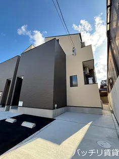 ハーモニーテラス下山門III【2階】の外観