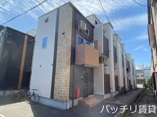 AYファースト【2階】の外観