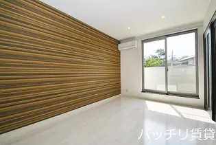 GRANDTIC SYM博多【1階】の居間