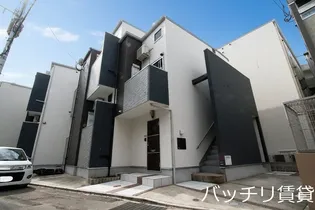 フィオリトゥーラ【2階】の外観