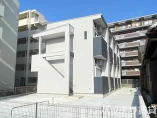 フローラ井尻【2階】の外観