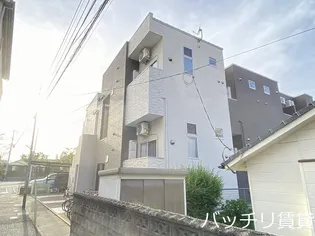 ハイツ人は花【1階】の外観