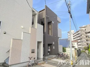ハイツ人は花【1階】の外観