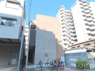リファイズ博多【2階】の外観