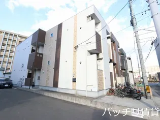 LE SOURIRE RASSURANTの画像