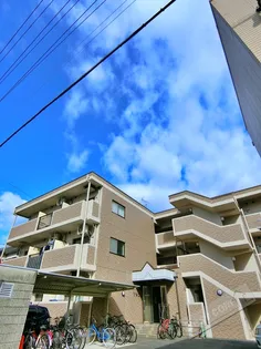 Y・M・Dチセ【3階】の外観