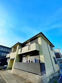 シャーメゾン ヤークレイ【2階】の外観