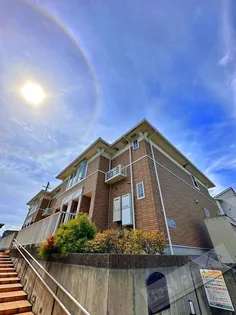 エレガント ヒルズ【1階】の外観