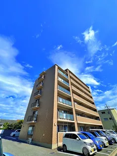 ロイヤルヴェール山下【6階】の外観