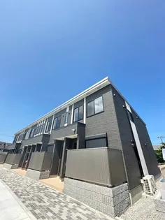 ストレリチア【2階】の外観