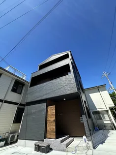 朝の春風とふんわりしっぽ【2階】の外観