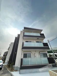 F asecia content【303号室】の外観