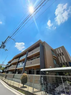 ジン【1階】の外観