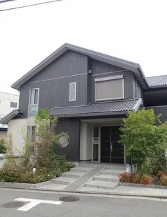 シャーメゾン鳳【1階】の外観