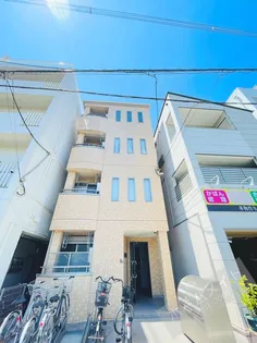 グランクレールK【301号室】の外観