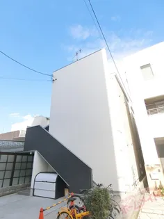 LORE【1階】の外観