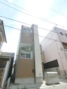 トロワ スールの画像