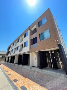 ココ・クロヌ【2階】の外観