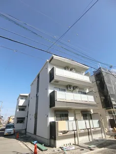 F ASECIA CROWNの画像