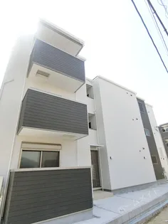 F asecia vague【2階】の外観