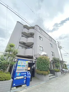 エクレール【3階】の外観