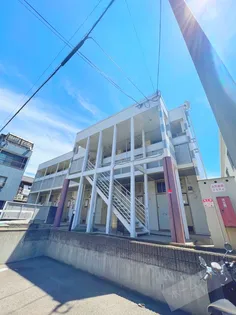 レオパレス鷹合【106号室】の外観