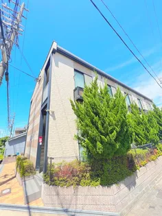 レオパレスパークハイム鷹合【2階】の外観