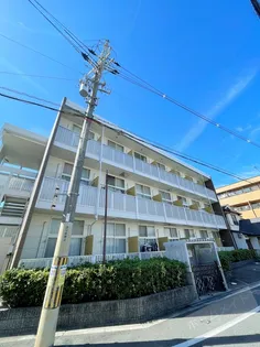 レオパレスフリーダム【1階】の外観