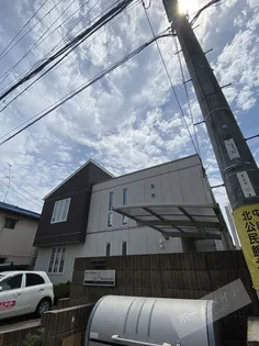 シャーメゾンからたち【2階】の外観