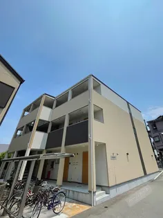 GLANZ 深井の画像