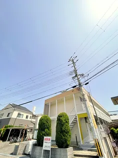 レオパレス友集日【2階】の外観