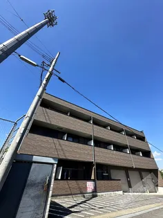 アンプルールフェールフォルス【1階】の外観