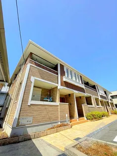 ファミリア【1階】の外観