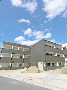 プレミアムスイート狭山駅前【1階】の外観