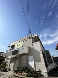 グラシアス【2階】の外観