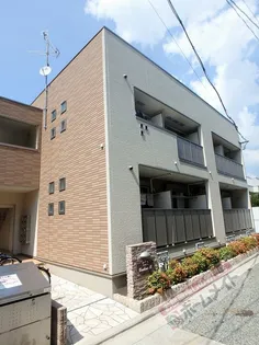 ヴォヌール鳳【1階】の外観