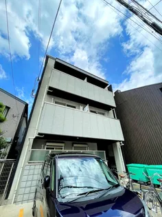 エヌエムキャラント【1階】の外観