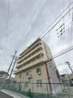 グランドアーバー【4階】の外観