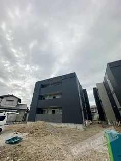 グランメゾンゆずり葉Ⅰ番館【2階】の外観