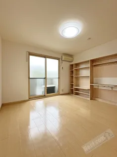 ヴェルドミール I【1階】の内装