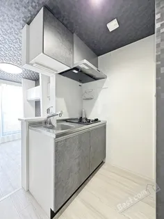 エヌエムキャトフヴァントゥレーズサウス【1階】のキッチン