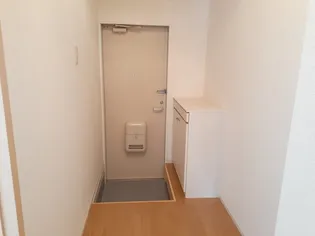 あすなろ【1階】の玄関